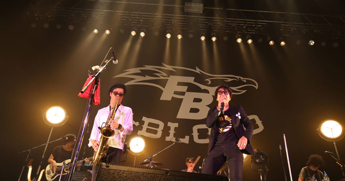 藤井フミヤ・尚之兄弟のユニット・F-BLOOD、20周年全国ツアー開幕「70 