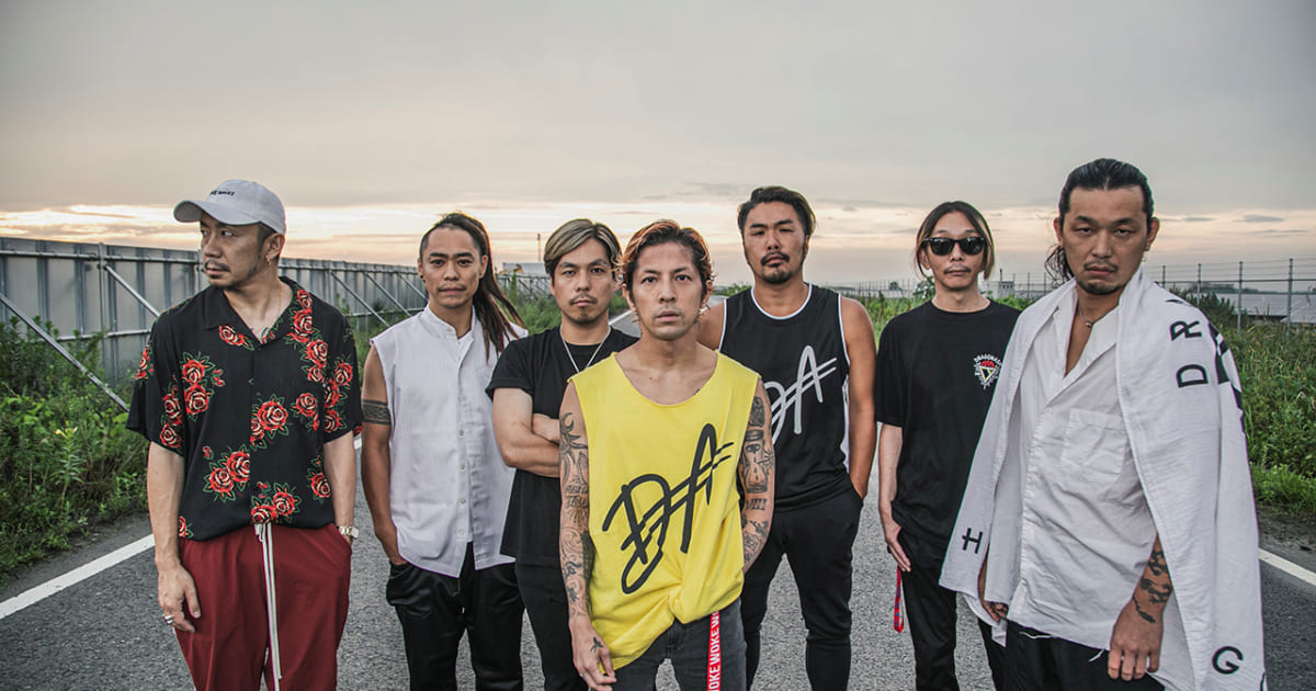 Dragon Ash、新音源「Fly Over feat. T$UYO$HI」ツアー会場限定CDパッケージを販売 ライブMV公開も | Musicman