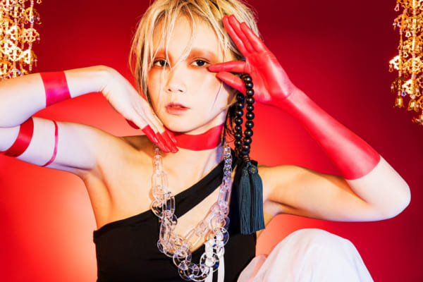 Reol、1stフルアルバム「事実上」アートワークと初回盤DVD＋