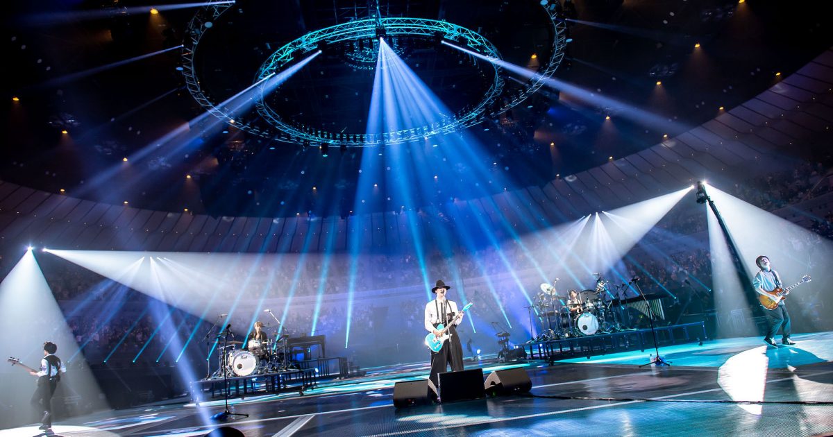 RADWIMPS、メジャーデビュー15周年記念『15th Anniversary Special Concert』横浜アリーナ公演  オフィシャルライブレポート | Musicman