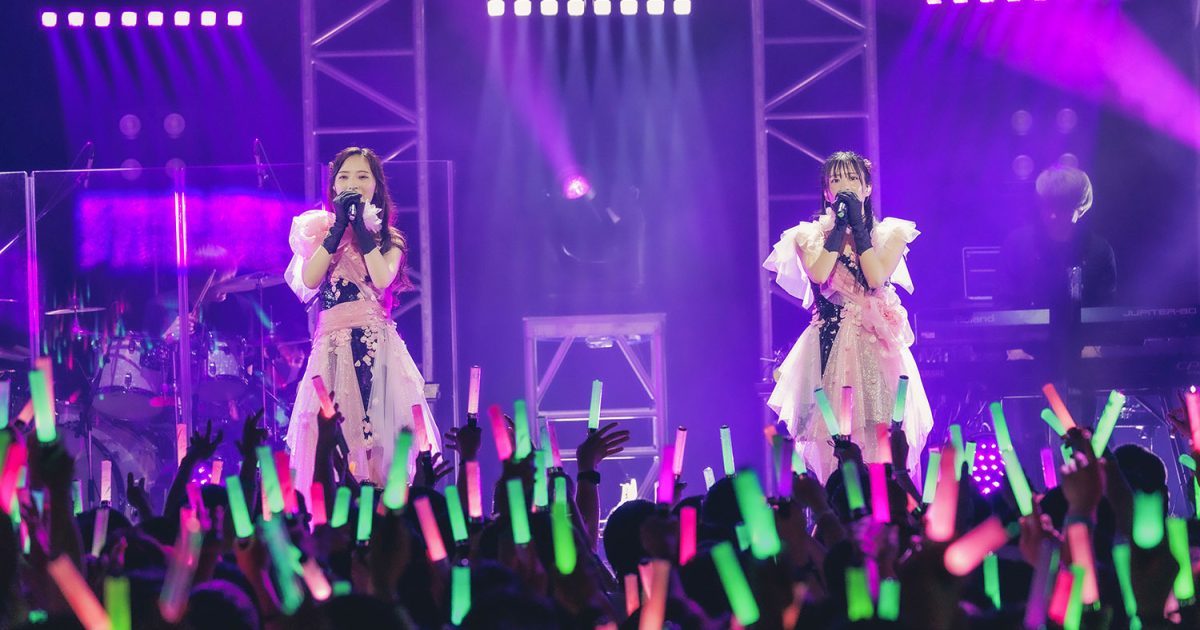 ClariS初のバンドセット単独ライブで見せた新たな表情『ClariS SPRING LIVE 2023 ～Neo Sparkle～』レポート |  Musicman