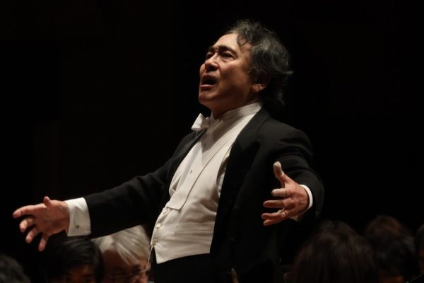 大阪交響楽団常任指揮者の山下一史「先輩の偉業を伝えなければ」外山 